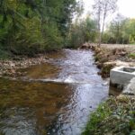 Restauration de la ripisylve de du ruisseau du Moulin de Layat – Courpière / Route barré : D58